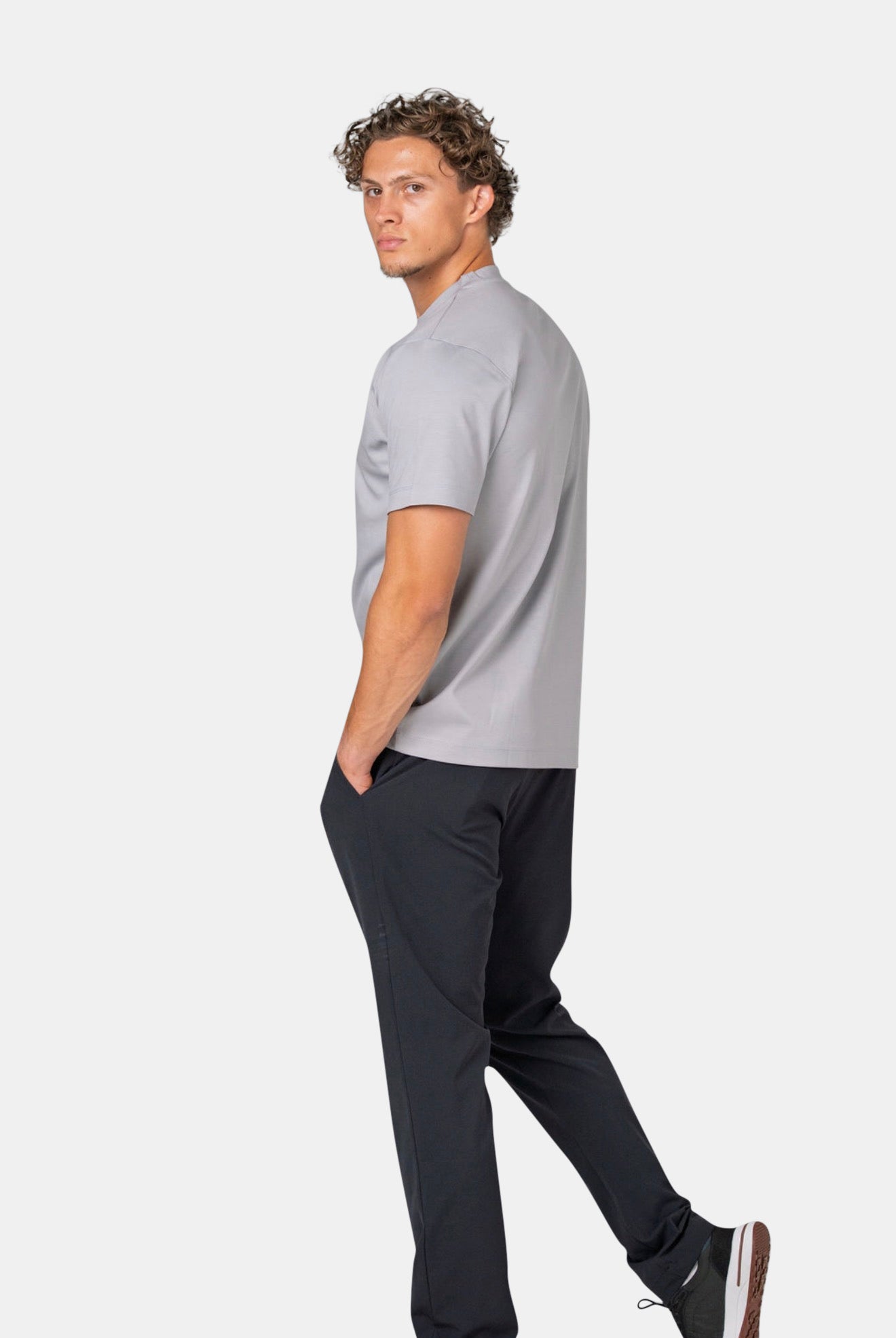 MERCERISED GLANS T-SHIRT - GRIJS